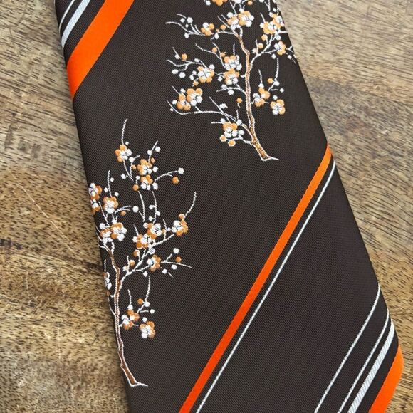 Vintage 1970’s or 1980’s  polyester wide Pierre Cardin brown and orange - Picture 3 of 3